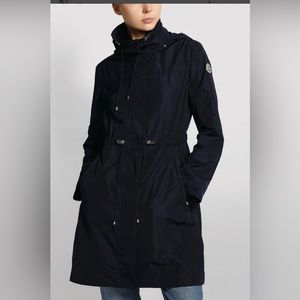 Authentic Moncler
Women's Navy Malachite Long Parka Raincoat Jacket XL